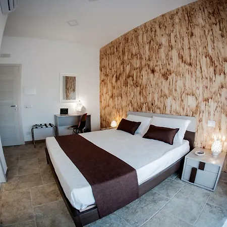 Bed & Breakfast Imori 4*